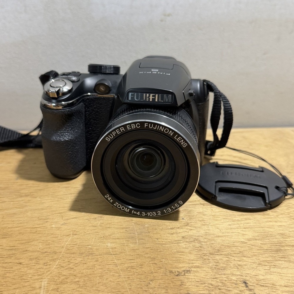 Fujifilm FinePix S4250WM 14MP Compact Digital Camera Tested Y2K 2000s